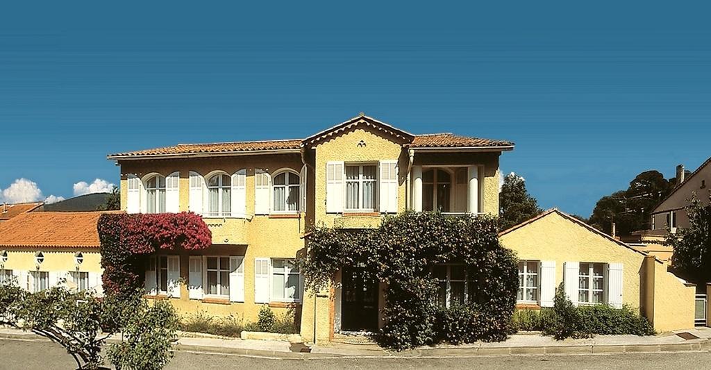 Hotel Lou Paouvadou Sainte-Maxime Exterior photo